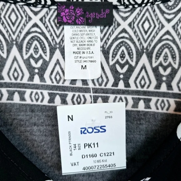 Agenda Black & White Graphic Mandala Top Dolman Sleeves Size - Medium - NEW - Picture 5 of 5